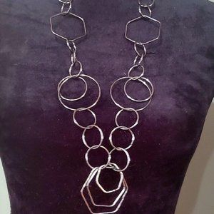 Necklace Interlocking Geometric Circle Metal Chain Link Silver Tone